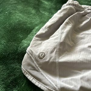 4 Tall (fit like a small), White, Lululemon, shorts